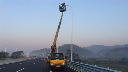 雷州鑫越高空車出租公司——專業(yè)高效的高空作業(yè)解決方案